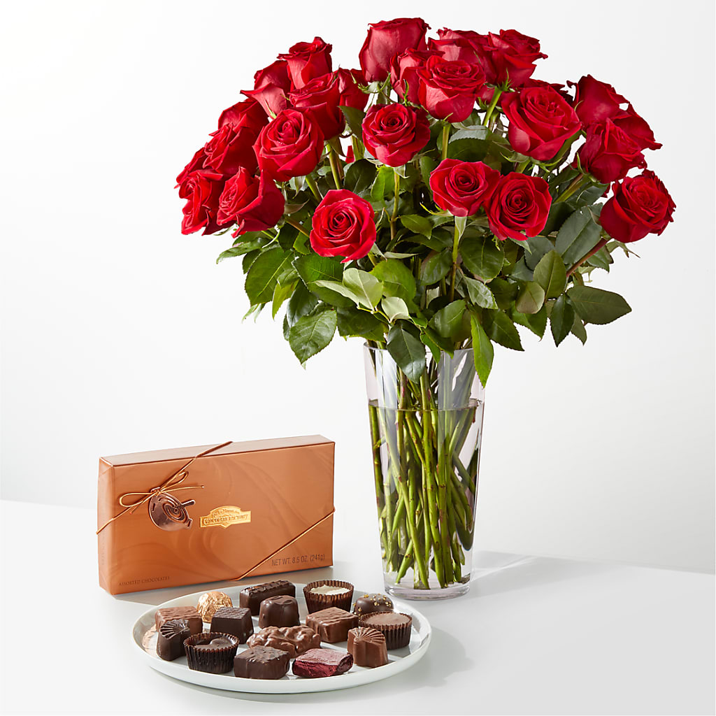 Romantic Long Stem Red Rose Bouquet Bundles – Windsor Florist Inc., The, New York NY