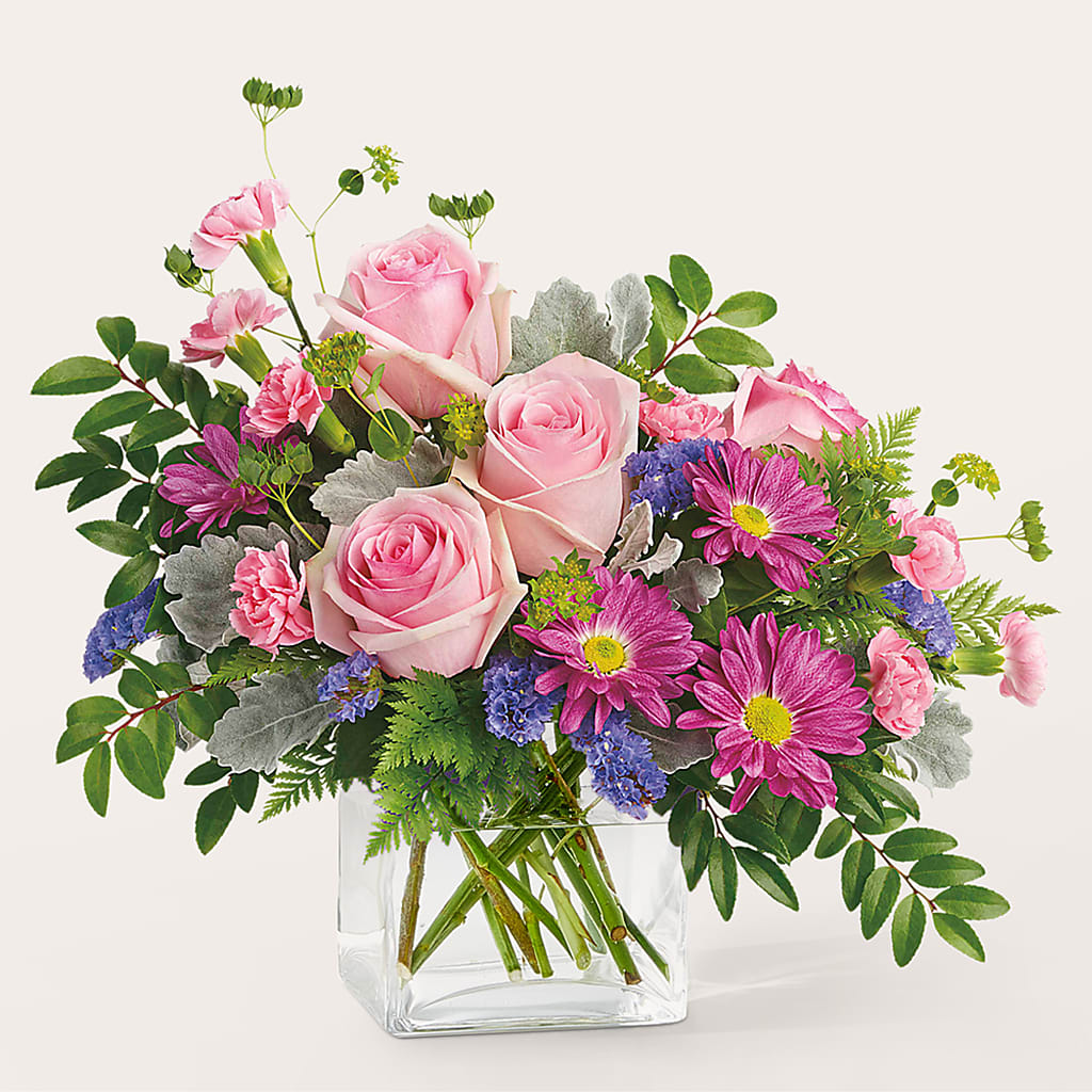 Starlet Bouquet – Windsor Florist Inc., The, New York NY