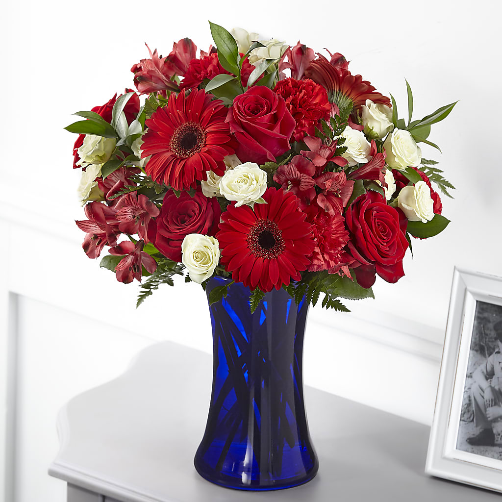 Hearts Embrace Bouquet – Windsor Florist Inc., The, New York NY