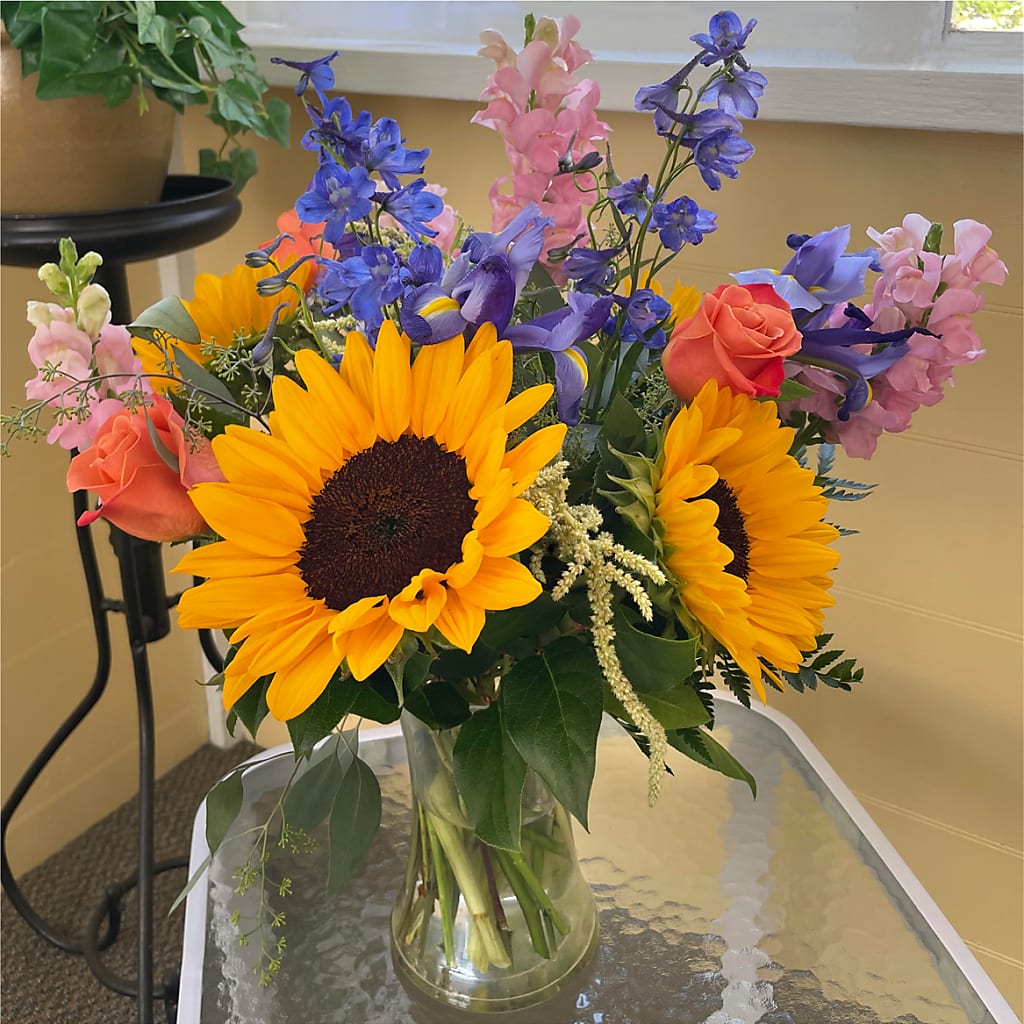 Rays of Life Bouquet –  Windsor Florist Inc., The, New York NY