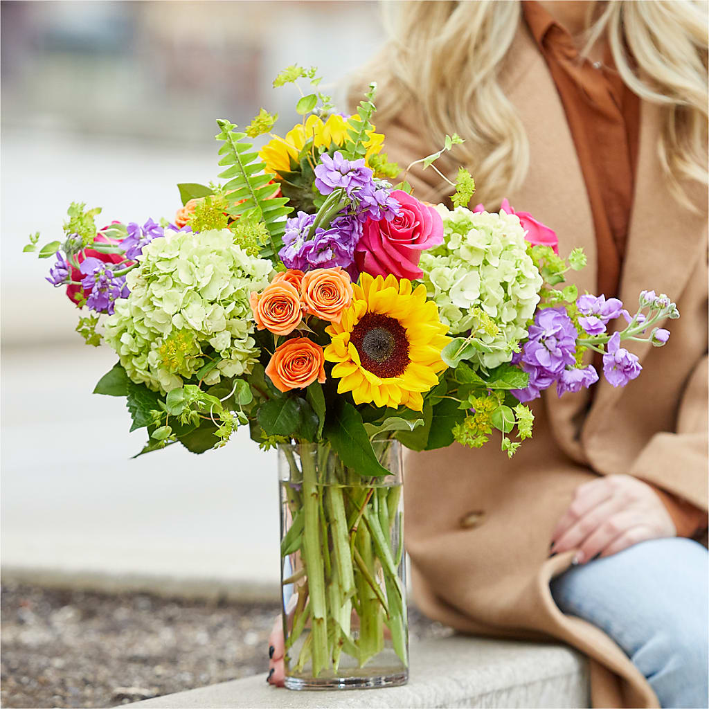 Vibrant Greetings Bouquet –  Windsor Florist Inc., The, New York NY